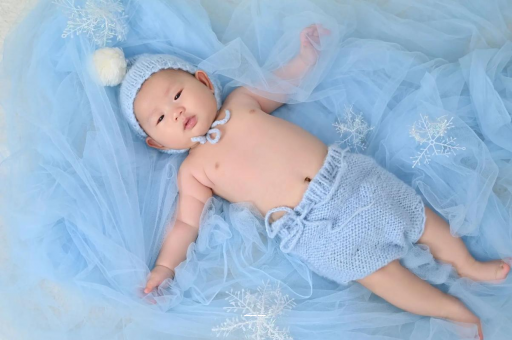 东至孕妇三个月肚子多大